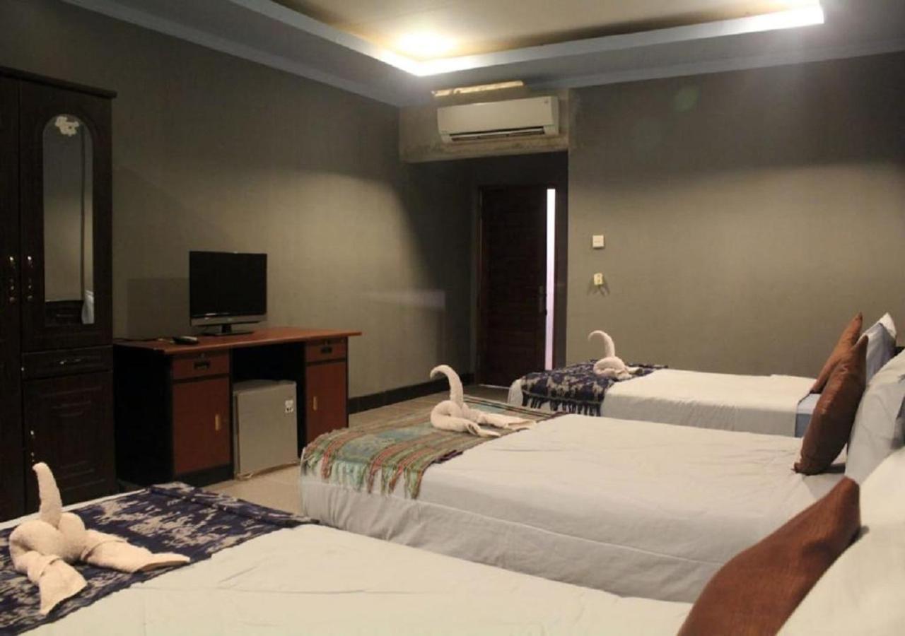 Ridho Malik Hotel Bumbang Buitenkant foto
