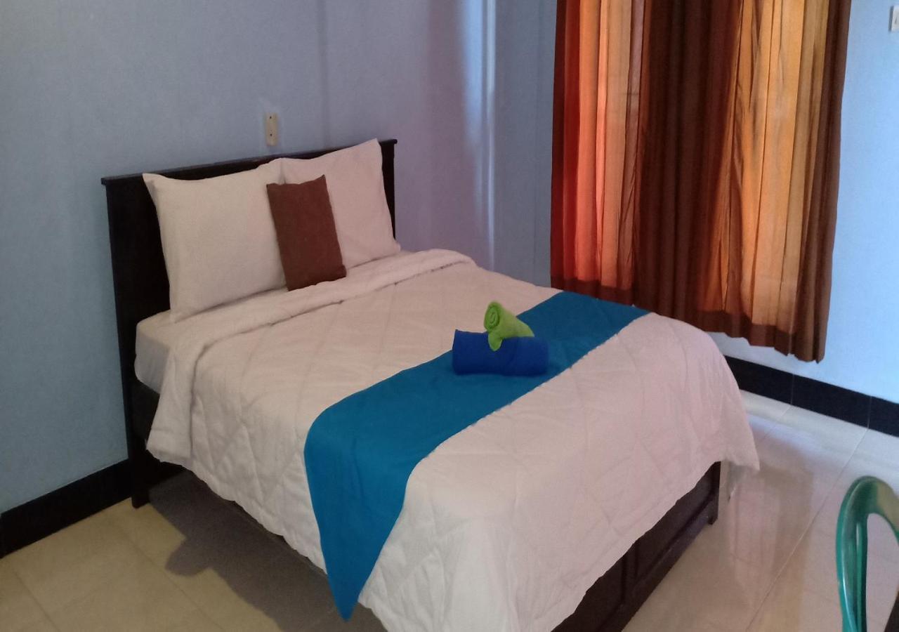 Ridho Malik Hotel Bumbang Buitenkant foto