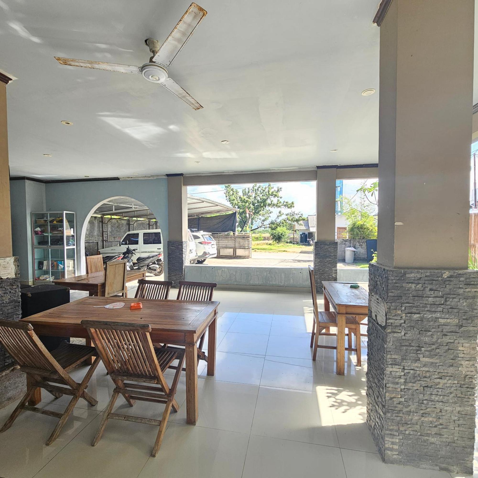 Ridho Malik Hotel Bumbang Buitenkant foto