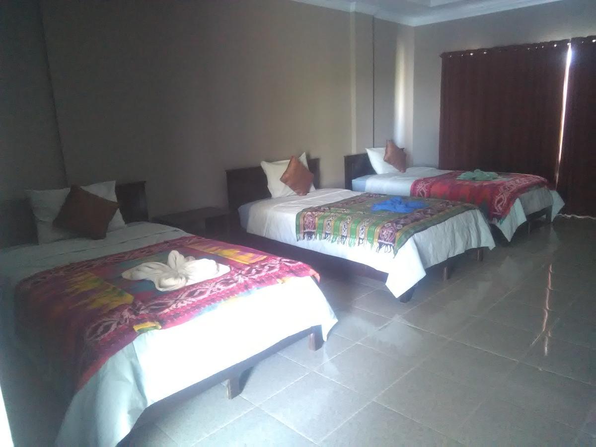 Ridho Malik Hotel Bumbang Buitenkant foto