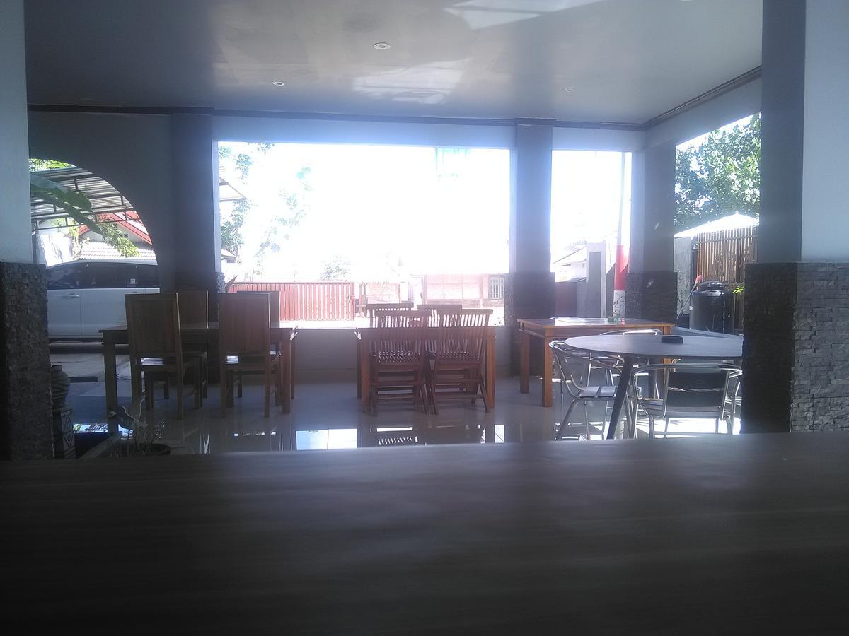 Ridho Malik Hotel Bumbang Buitenkant foto